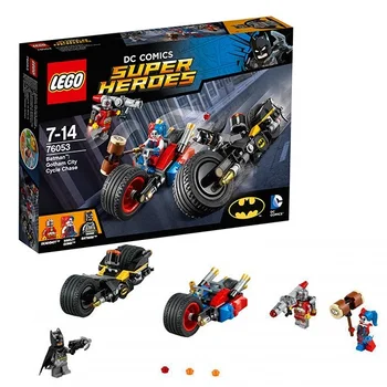 

Designer Lego super heroes Batman: Chase on motorcycles in Gotham City