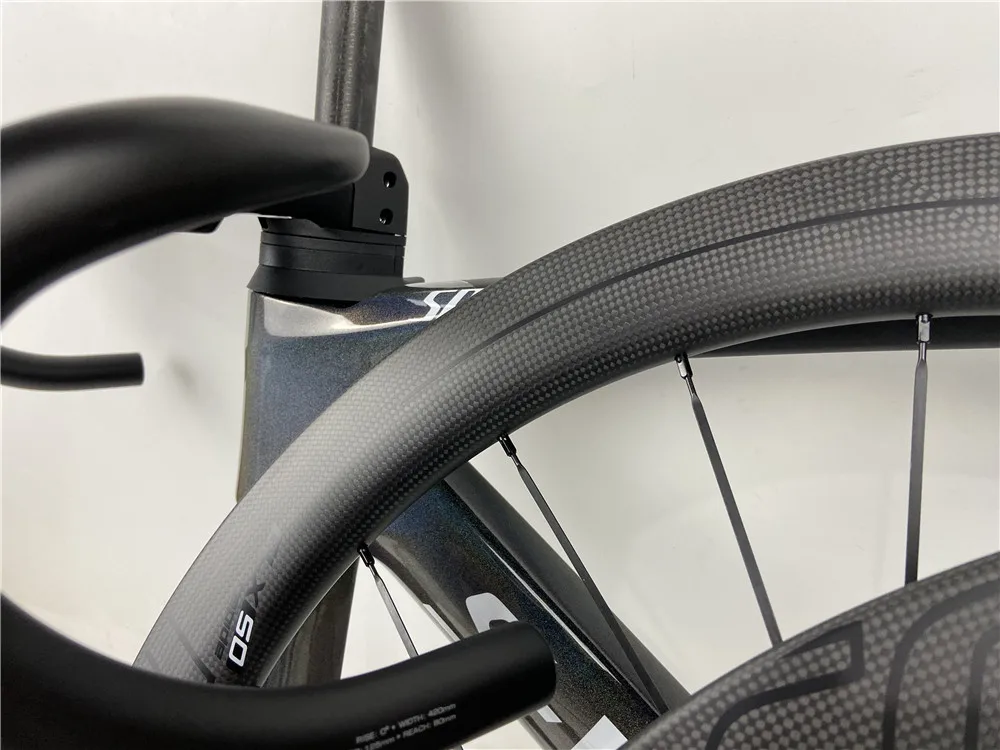 carbon frame road bike with disc brakes