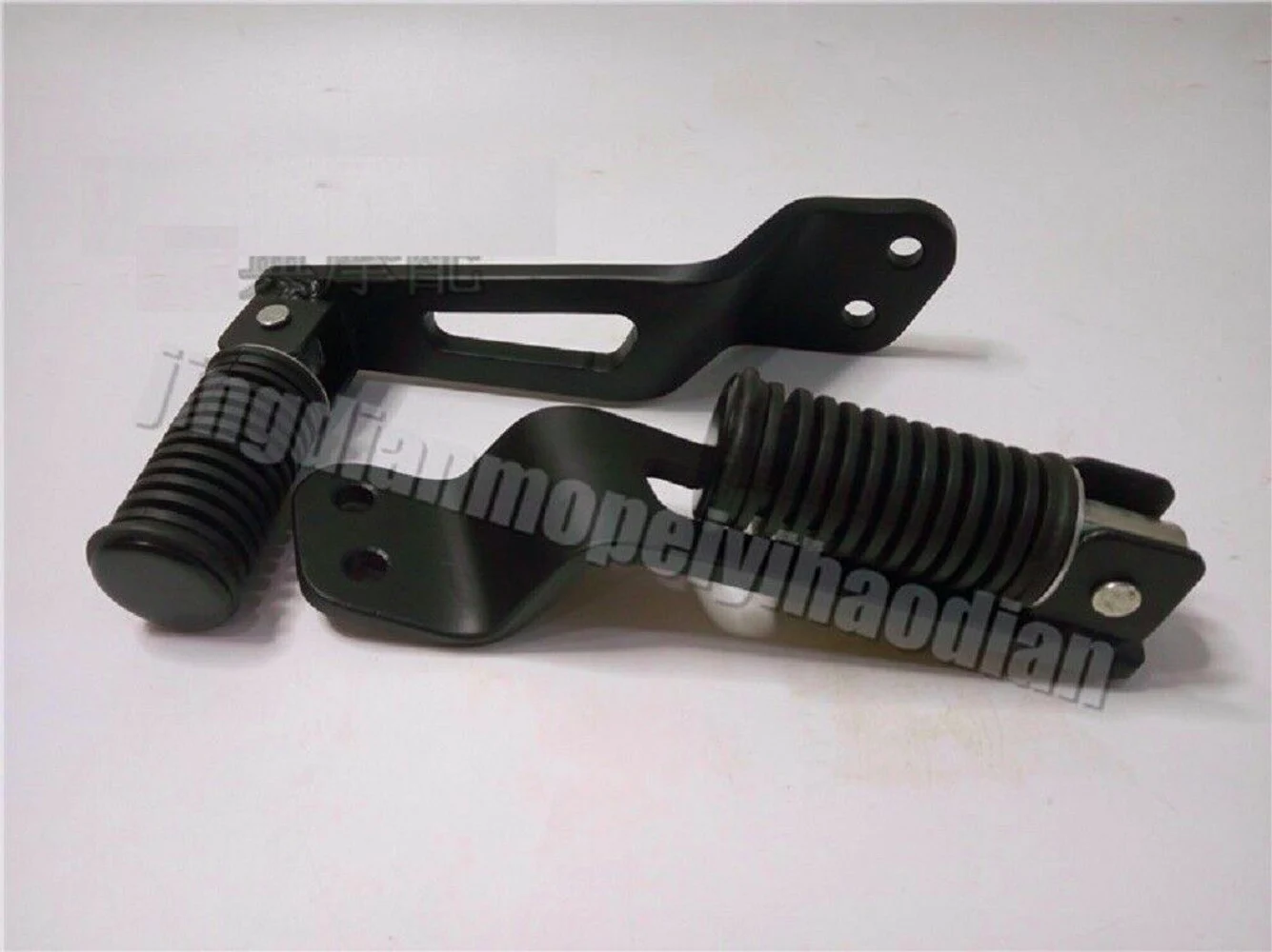 

Rear Passenger Foot Pegs Footrests Left Right for Yamaha Star Bolt XV950 C R Spec