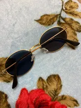 Gafas de sol ovaladas Retro para mujer, lentes de sol femeninos de lujo, pequeñas, negras, rojas y amarillas, UV400