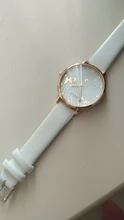 Reloj con diseño de esfera de mariposa para mujer, elegante, sencillo, de lujo, a la moda, informal, de cuero y cuarzo