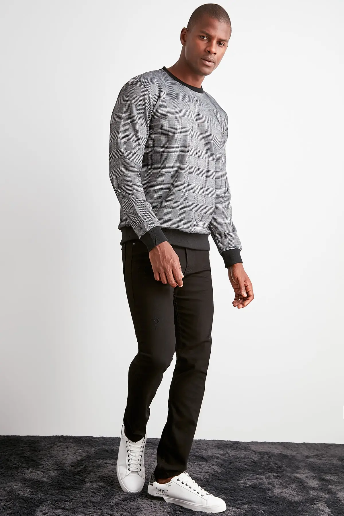 Trendyol Мужские джинсы Slim Fit destorroylu TMNAW20JE0421