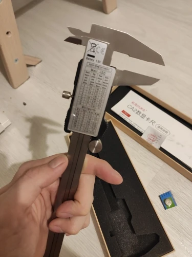 Отзыв о товаре Цифровой штангенциркуль Xiaomi DUKA CA2, электронный Верньер с ЖК-экраном 150 мм 6 дюймов, точный микрометр, измерительный инструмент от пользователя T***v
