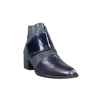 

Blue booties with velcro.1057