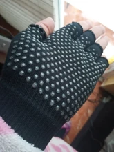 GobyGo-guantes deportivos de Yoga para hombre y mujer, 1 Uds., antideslizantes, para gimnasio, entrenamiento, culturismo, medio Protector de mano y dedos