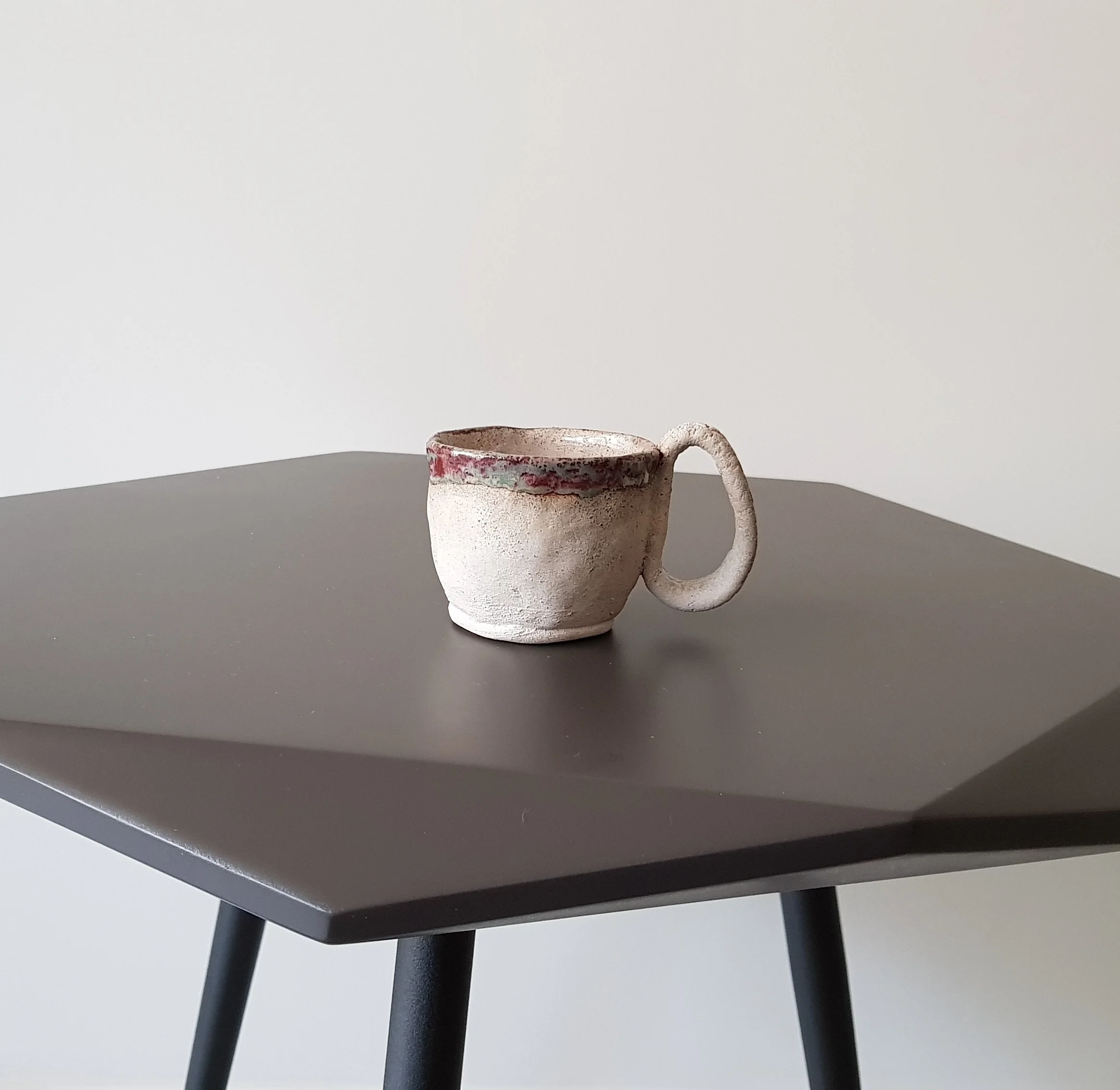 

Handmade Ceramic Cups ESF-16