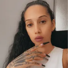 M***i
