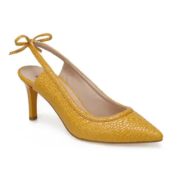 

FLO LESSİE Mustard Women Sandals BUTIGO