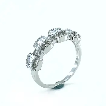 

Italian Tiny Row Baguette Stone 925 Silver Ring