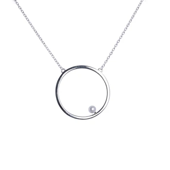 

Silver Pendant "circle with Pearl"