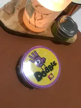 Juego Family Spot It con caja de Metal, tarjeta de juego con garabatos de 83mm, versión en inglés, Artículos populares