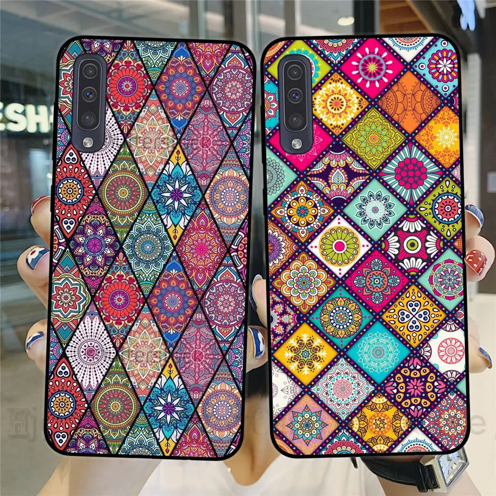 Multi-Color Grid Black phone Case For Samsung Galaxy A10 A20 A30 A40 A50 A70 A51 A71 S10 S20 Plus Ultra S10E Soft Henna Cover | Мобильные