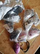 Alarma de autodefensa de 130dB para mujer, protección de seguridad, alerta de seguridad Personal, llavero fuerte, alarma de emergencia