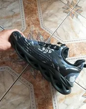 Sneakers Men Running-Shoes Sports-Trainers Athletic Lightweight Comfortable Plus-Size