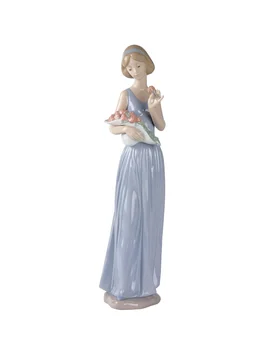 

NAO Figure We 'Re In Spring. Sculpture Decoration Women. Porcelain woman