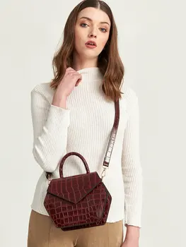 

Stylish Kroko Pattern Magnet Shoulder Bag
