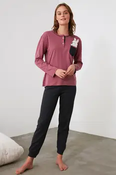 

Trendyol Embroidered Knitted Pajama set THMAW21PT0648