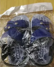 Sandalias de verano para niños y niñas, zapatillas de cuero antideslizantes suaves para exterior, zapatos planos para la playa, B0031