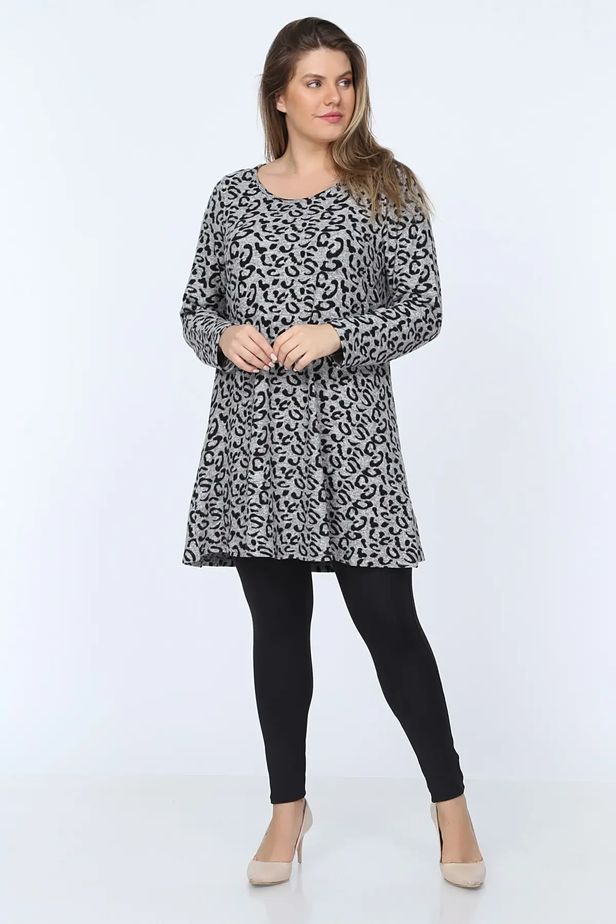 

Big Free Women Gray Leopard Pattern Sweater Dress TB20KB111636