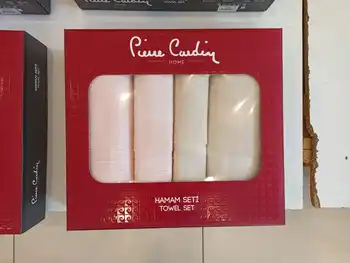 

Women and Men Towel Set