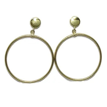 

Never say Never jewelry. yellow stud earrings Gold Fashion 18 K with's circle 2.50cm outer diameter 5mm & hoop. Close pression