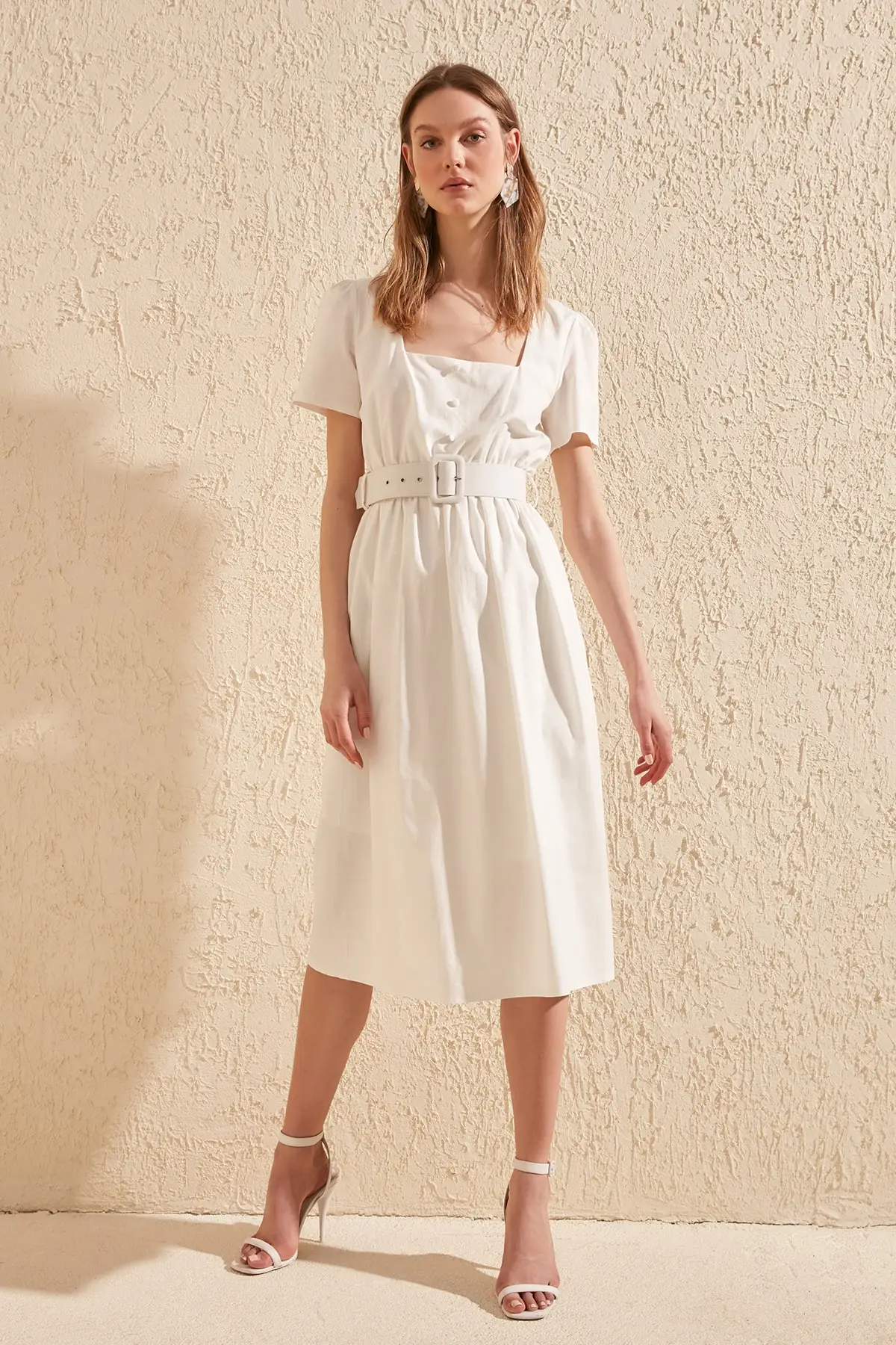 

Trendyol Arched Dress TWOSS20EL0647