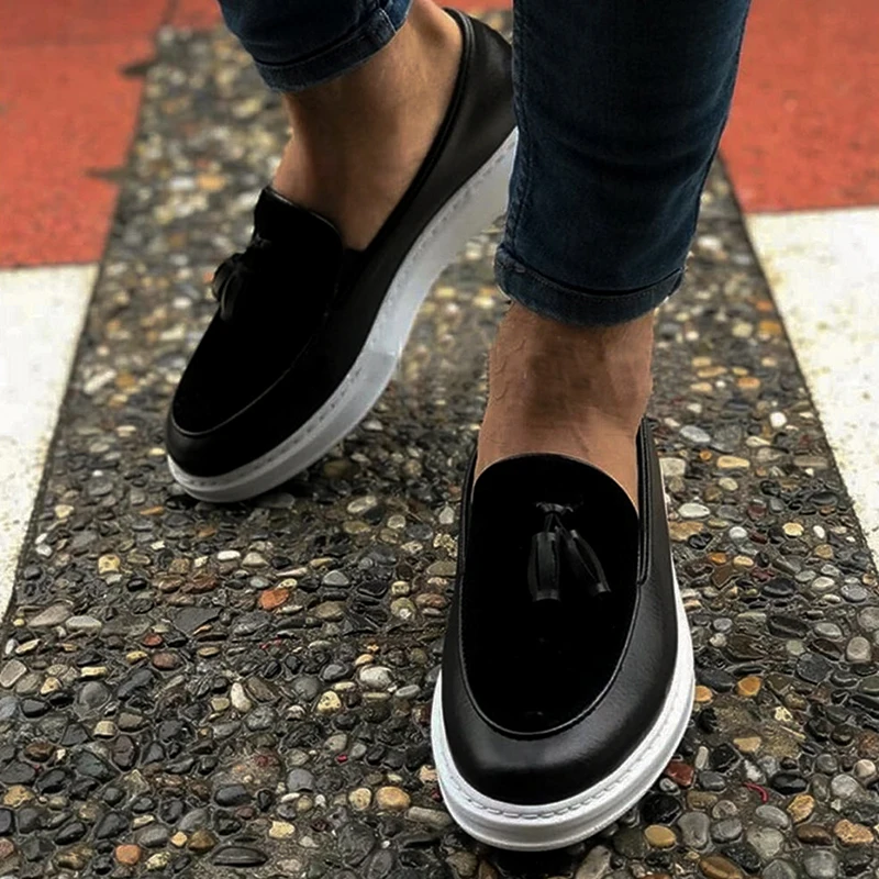 Chekich Men Casual Shoes for Men Sport High Sole Shoes Lace-up Men Sneakers Shoes Comfortable Flexible Fashion Style Leather Wedding Classic Shoes Breathable Walking Running Sneakers masculino Zapatillas Hombre CH002