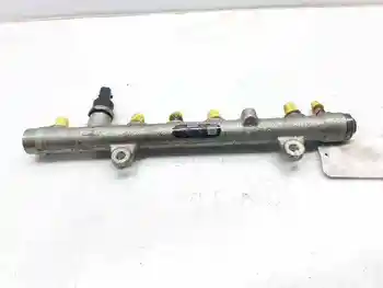 

8200330912 RENAULT SCENIC II Injector ramp