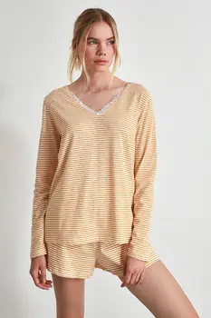 

Trendyol Striped Lace Detail Knitted Pajamas Set THMAW21PT0268
