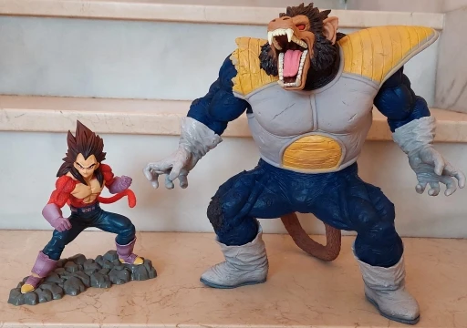 figurines Dragon Ball Z pour enfants, 4 personnages, Vegeta, Super Saiyan, en PVC, à collectionner