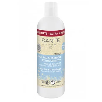 

A set of two shampoos for daily use for sensitive skin with bio-aloe and бисабололом Sante