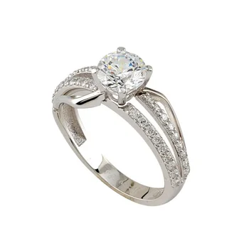 

Engagement Ring 01-130-TYTT205