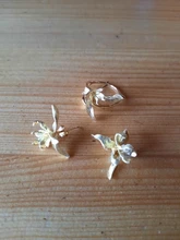 Lotus Fun-pendientes de plata de primera ley con forma de flor para mujer, aretes pequeños, plata esterlina 925 Plata de Ley auténtica, oro de 18 quilates, 18K, diseño fino, hecho a mano