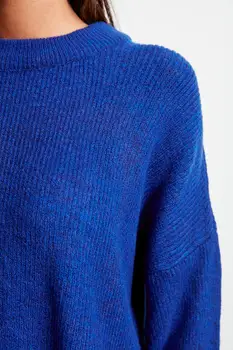 

Trendyol Asymmetrical Knitwear Sweater TWOAW20KZ1266