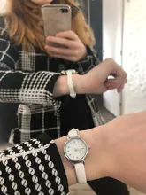 Las mujeres de moda blanco relojes pequeños 2019 marca Ulzzang señoras cuarzo reloj de pulsera Simple Retr Montre Femme con banda de cuero reloj