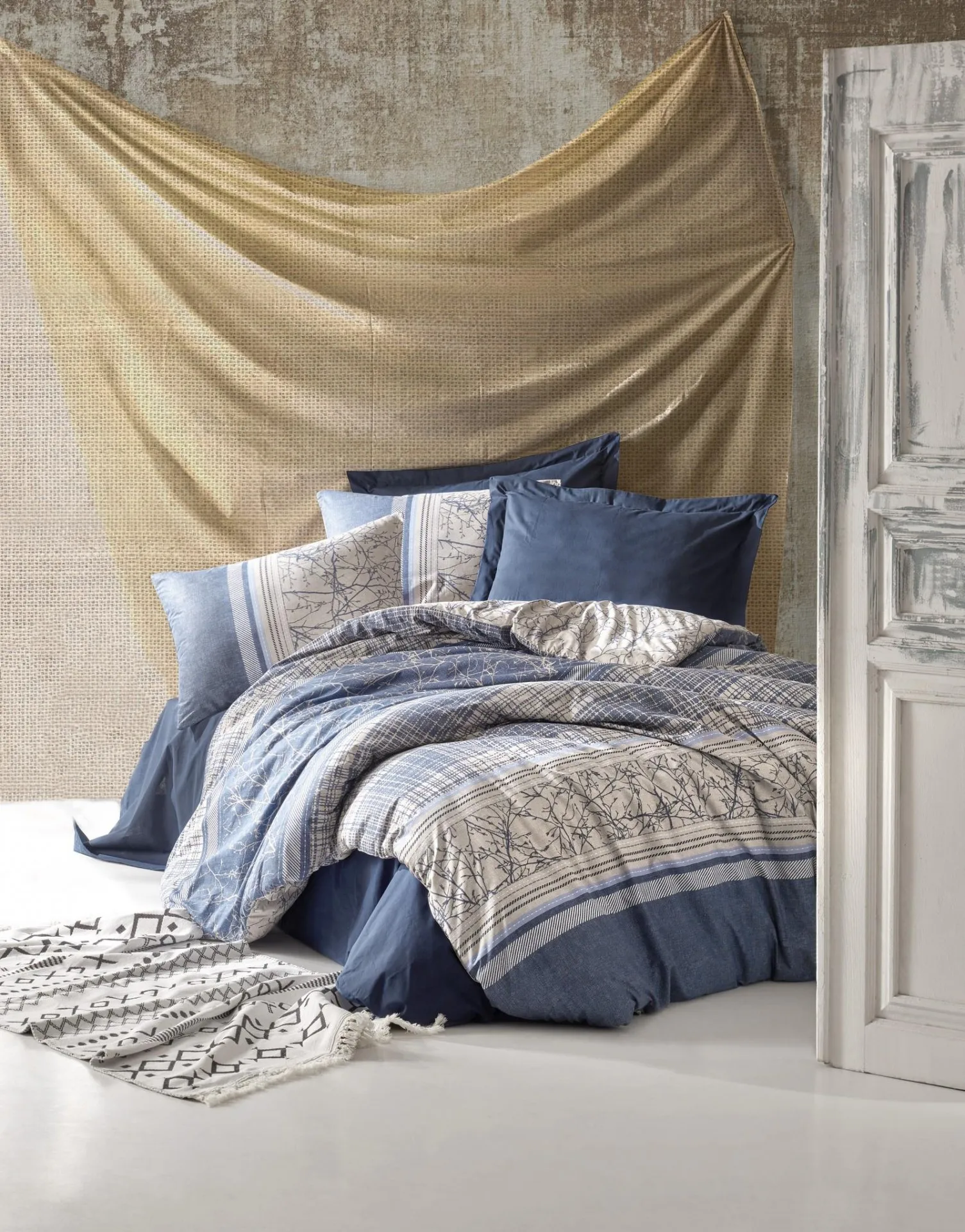 

Estilo Markets Luxury Bedding Set Bedsheet Bedding Set New Bedding Set