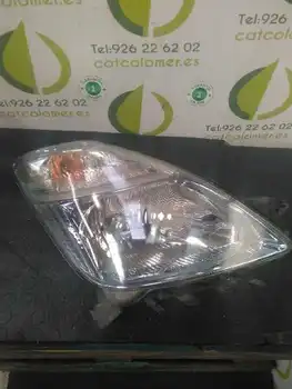 

7048001 Right headlight Toyota Prius (nhw20) 1.5 Cat