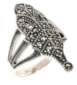 

Yuk marcasite ring with silver Marcasite