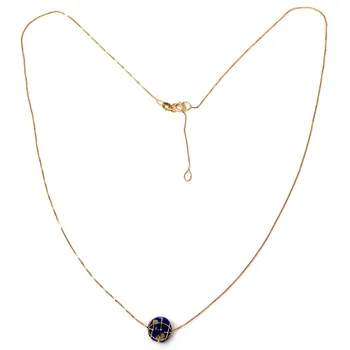 

Choker 18k gold model Circles chain 50cm. World ball lapis lazuli 8mm. Closure reasa