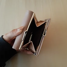 Monedero de Color caramelo a la moda para mujer, Cartera de cuero de Color liso Vintage corta con broche de corazón, tarjetero para chicas