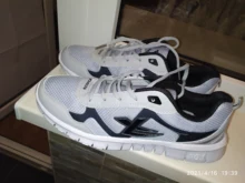 Zapatillas deportivas de malla transpirable para hombre, calzado deportivo ligero, a la moda, con cestas