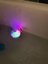 Ballena eléctrica de inducción para niños pequeños, juguetes de baño con aspersor de música, luces coloridas, juguetes de agua