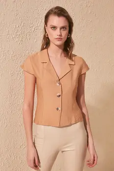 

Trendyol Sleeveless Shirt TWOSS20GO0299