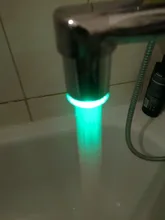 Zhangji Baño Led grifo aireador movido por agua ducha LED grifo Luz de ahorro de agua de la cocina de aireador 1/3/7 5 color elección