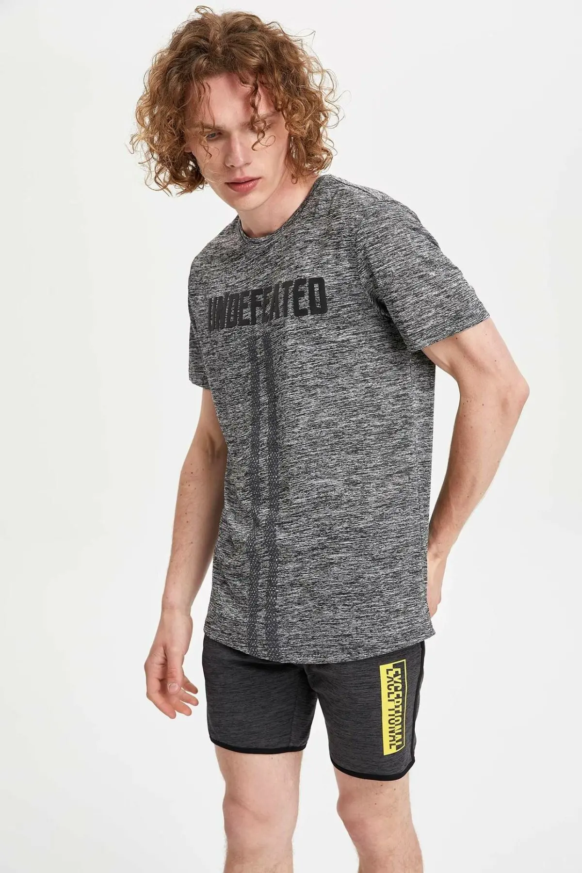 

DeFacto Man Fashion Casual Letter Pattern Loose Crew Short Sleeves T-shirt Tops Simple T-shirt Tops Breathable -I6589AZ19SM-I6589AZ19SM