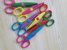 Tijeras de encaje de Metal y plástico para manualidades, para álbum de recortes, foto y colores, decoración de diario con 6 patrones, 6 uds.