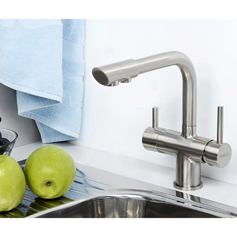 Смеситель для кухни под фильтр WasserKRAFT A8027(Керамический картридж, поворотный излив, аэратор, гибкий подвод