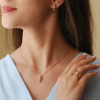 

Roz Gold Ring 05-150-3YZ3239