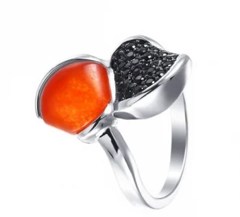 

Jay VI ring with cubic zirconia and Agate in silver