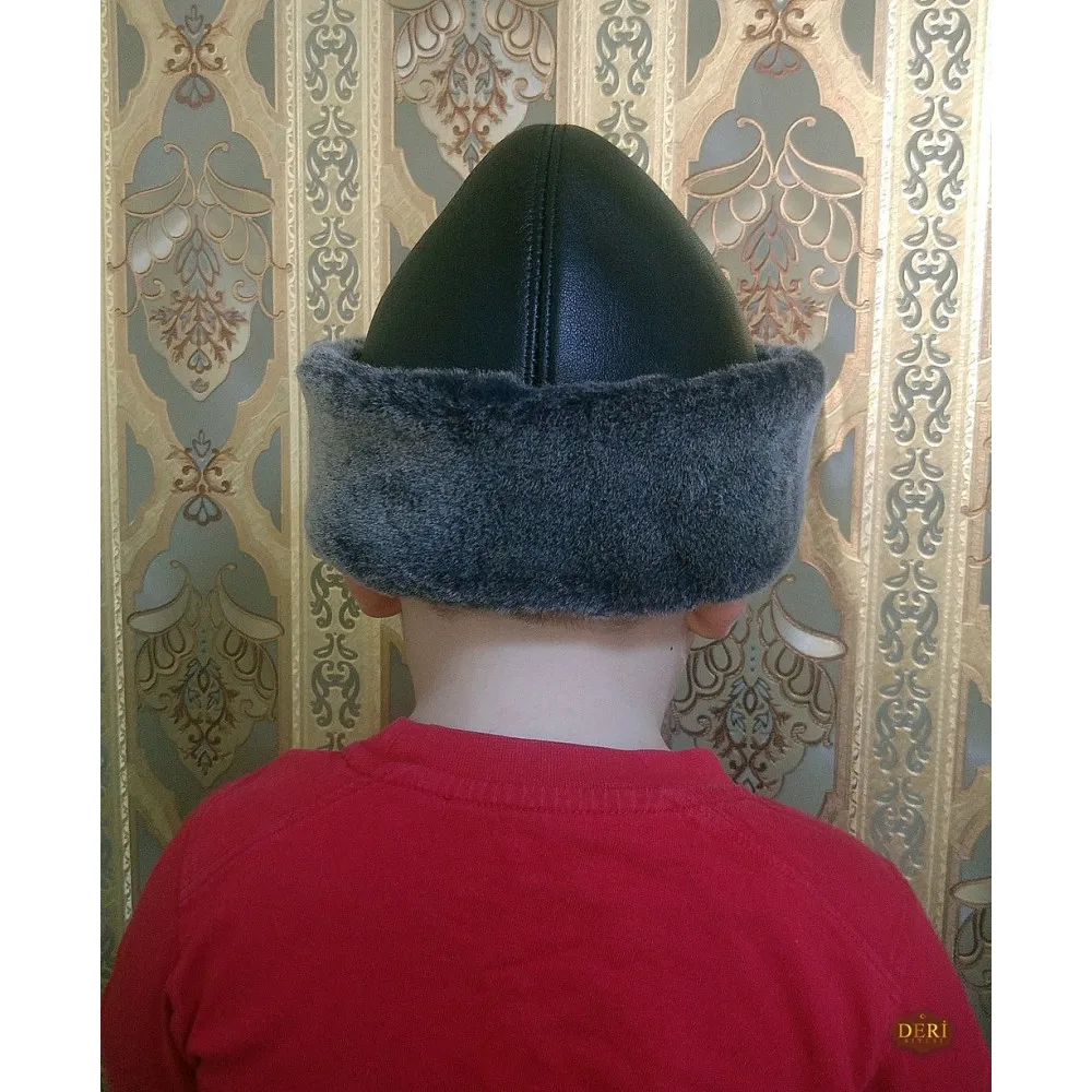 Gri-Dirilis-Ertugrul-Cocuk-Deri-Bork-Kalpak-Sapka-03-1000x1000h